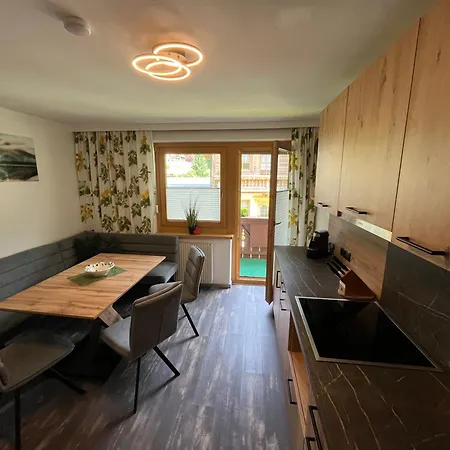 Gaestehaus Alpengruss * Mayrhofen