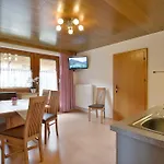 Gaestehaus Alpengruss マイヤーホーフェン